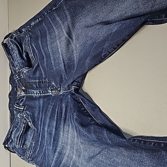 BUFFALO dark wash 32x32 straight leg jeans - Picture 5 of 8